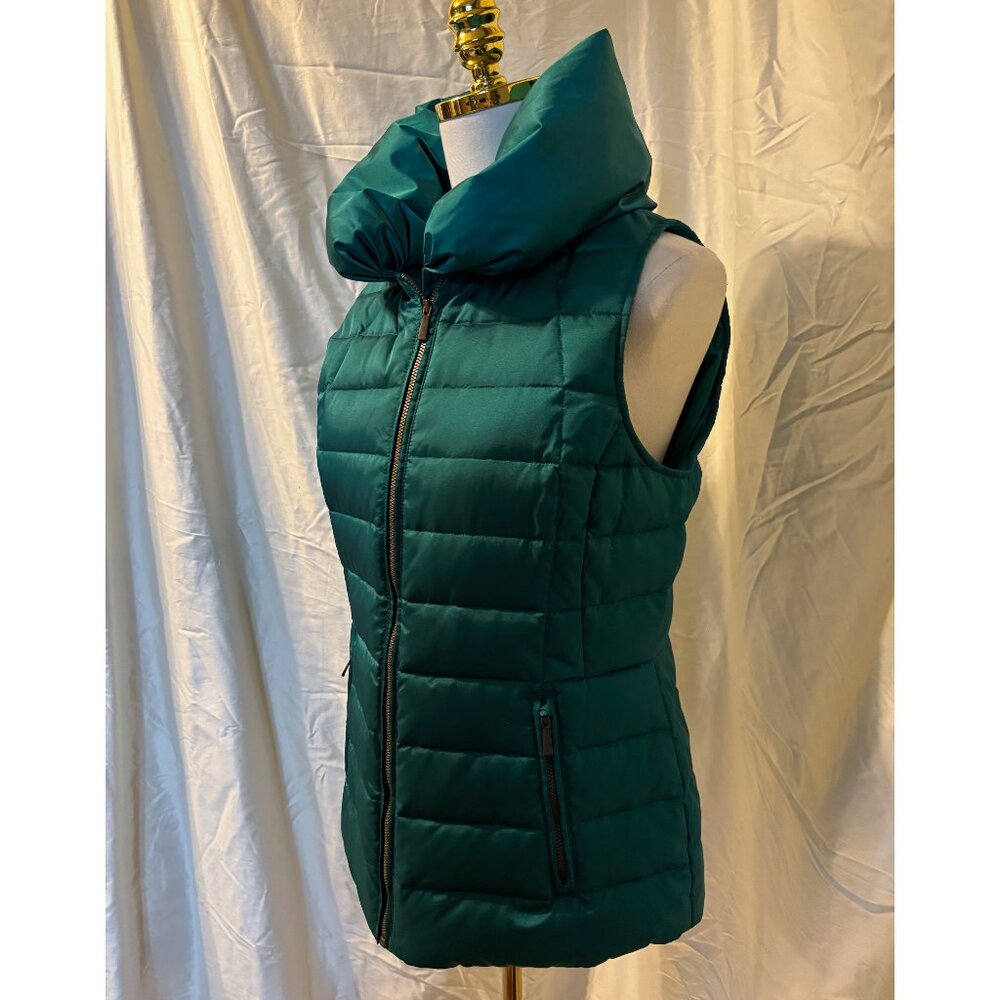 LANDS' END GREEN WOMEN'S DOWN VEST SMALL  NWOT NEVER WORN EXCELLENT